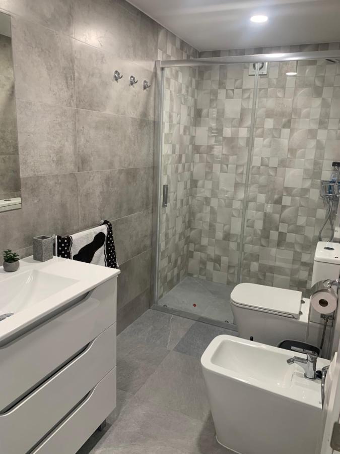 Apartamentos De Benidorm, Playa Poniente, Espana Екстер'єр фото