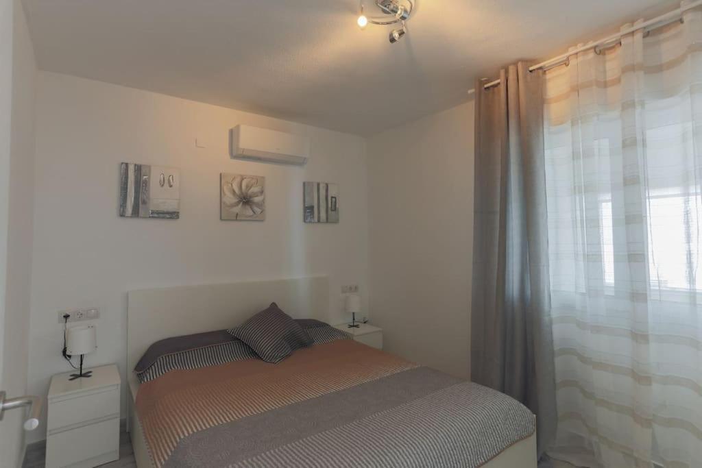 Apartamentos De Benidorm, Playa Poniente, Espana Екстер'єр фото