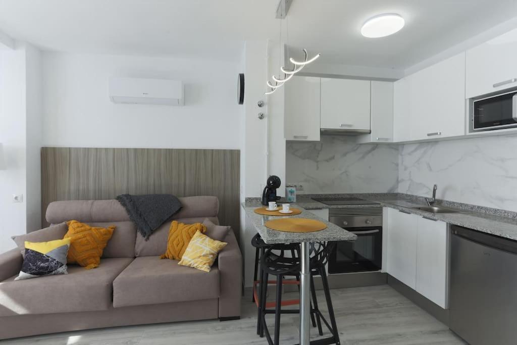 Apartamentos De Benidorm, Playa Poniente, Espana Екстер'єр фото